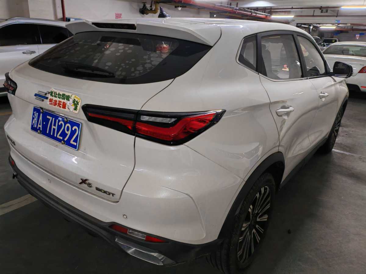 長(zhǎng)安歐尚 長(zhǎng)安歐尚X5  2021款 1.5T DCT尊貴型圖片