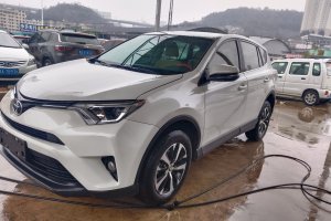 RAV4 豐田 榮放 2.0L CVT兩驅(qū)都市版