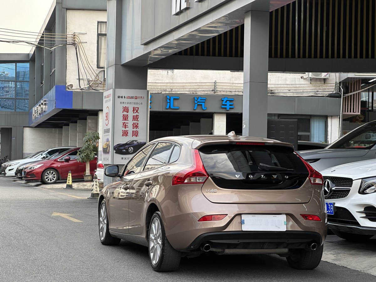 沃爾沃 V40  2015款 1.6T 智逸版圖片