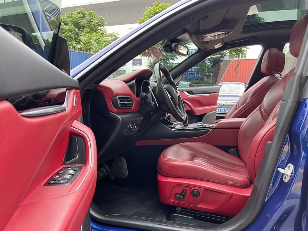 瑪莎拉蒂 Levante  2019款 3.0T 350Hp 標準版 國VI圖片