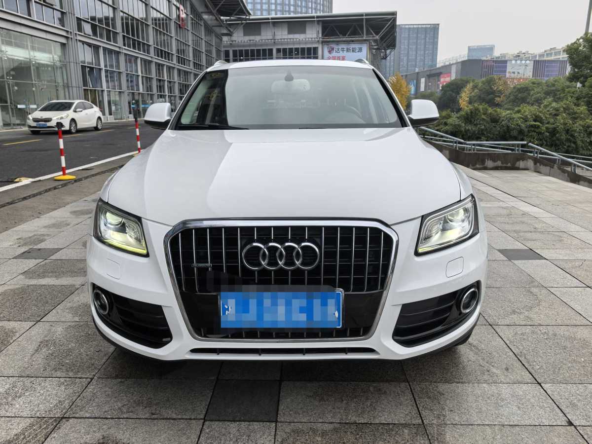 奧迪 奧迪Q5  2015款 40 TFSI 進(jìn)取型圖片