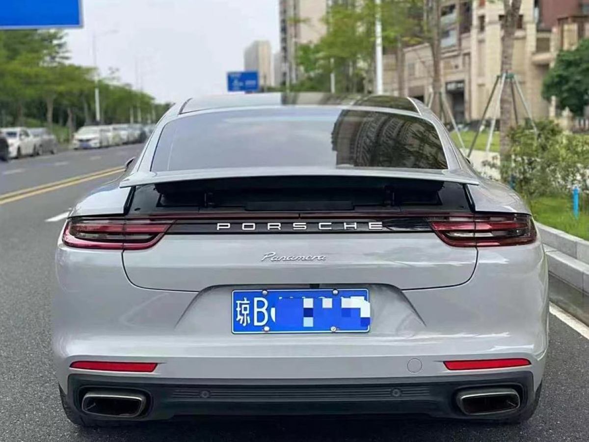 2017年10月保時(shí)捷 Panamera  2017款 Panamera 3.0T