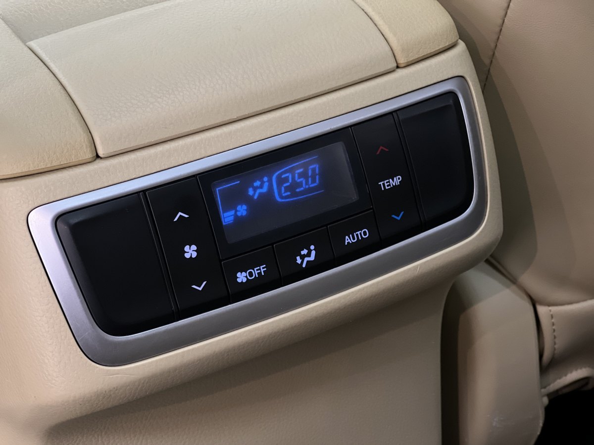 丰田 汉兰达  2015款 2.0T 四驱豪华版 7座图片