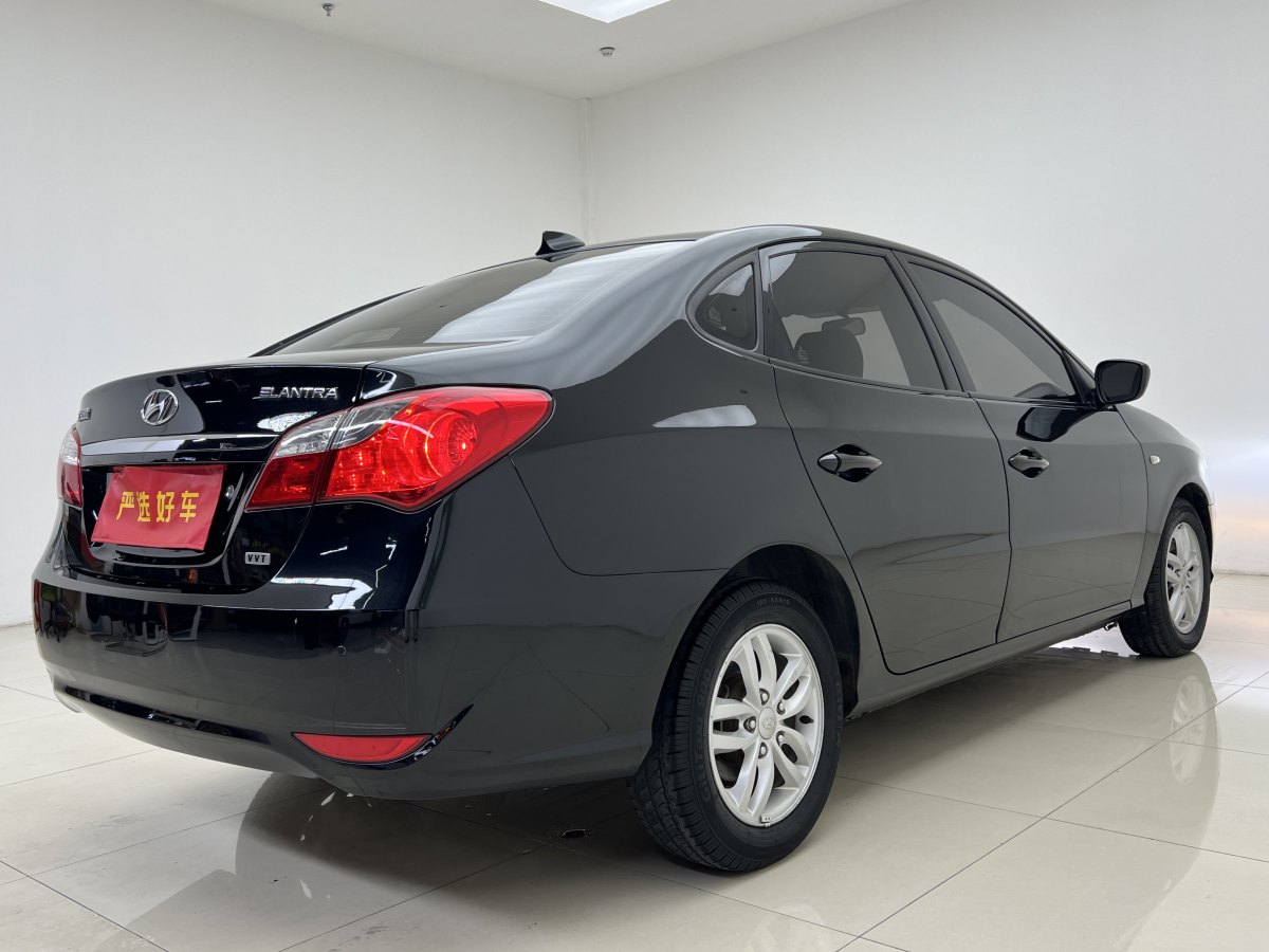 現(xiàn)代 悅動(dòng)  2011款 1.6L 自動(dòng)舒適型圖片