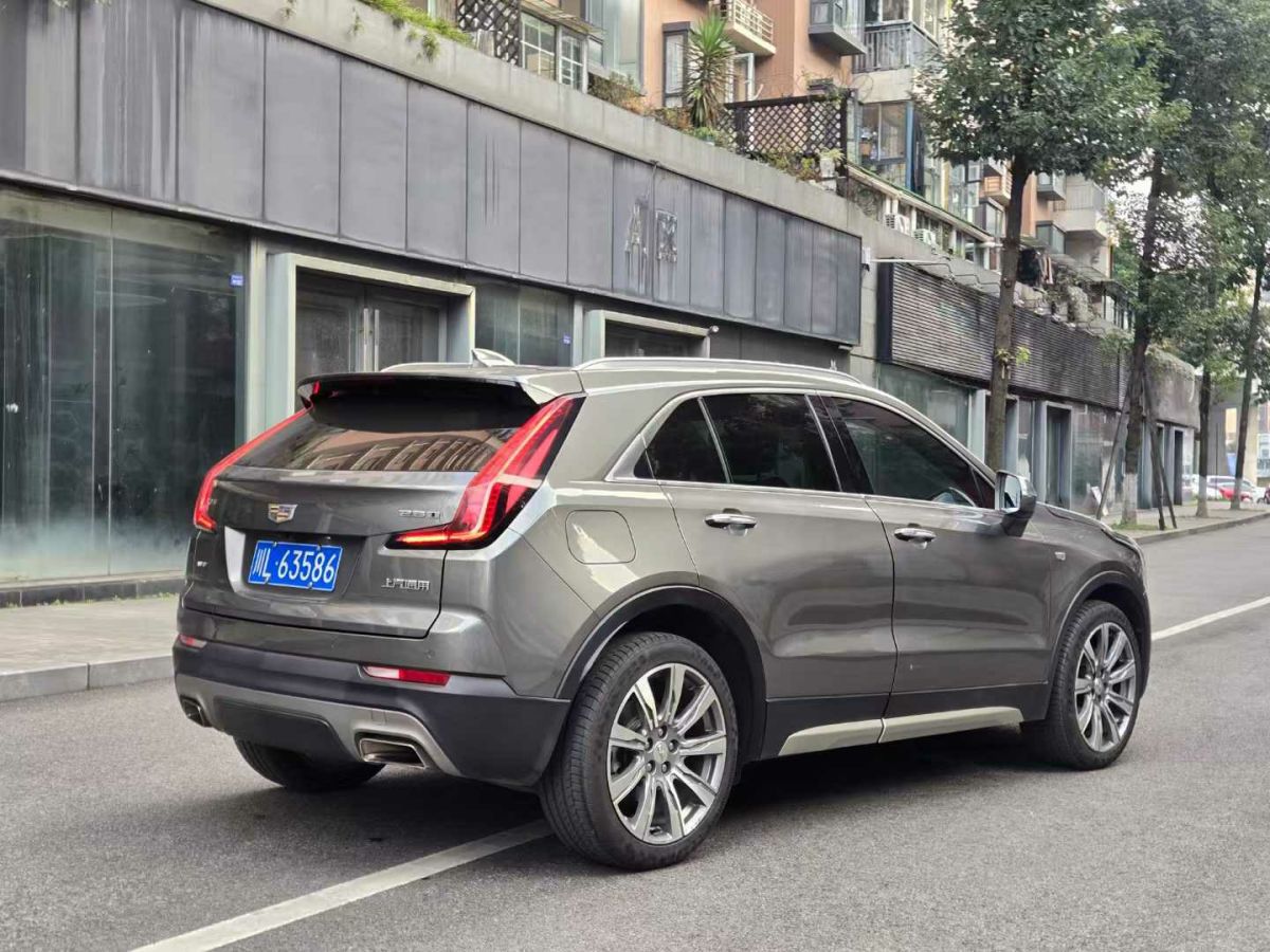 凱迪拉克 CT6  2019款 28T 領(lǐng)先運(yùn)動(dòng)型圖片