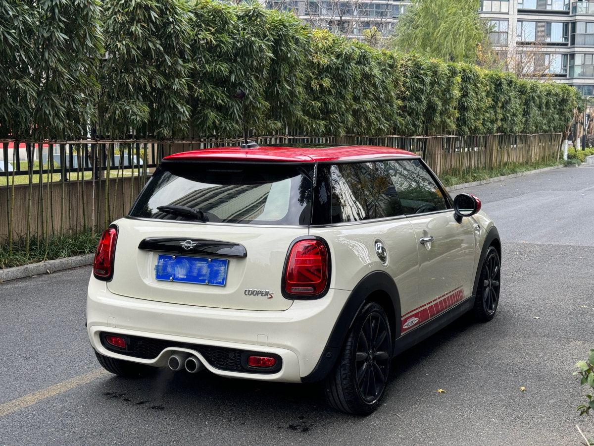 MINI CLUBMAN  2018款 2.0T COOPER S 經(jīng)典派圖片