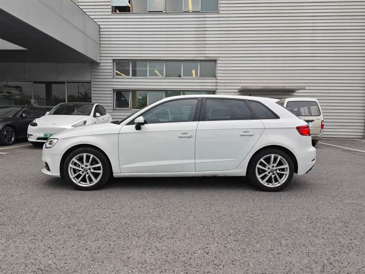 奧迪 奧迪A3  2020款 改款 Sportback 35 TFSI 進(jìn)取型 國(guó)VI圖片