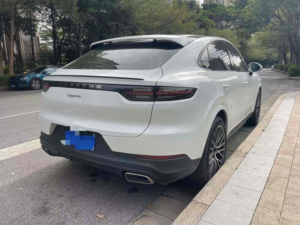 保時(shí)捷 Cayenne  2022款 Cayenne Coupé 3.0T 鉑金版圖片