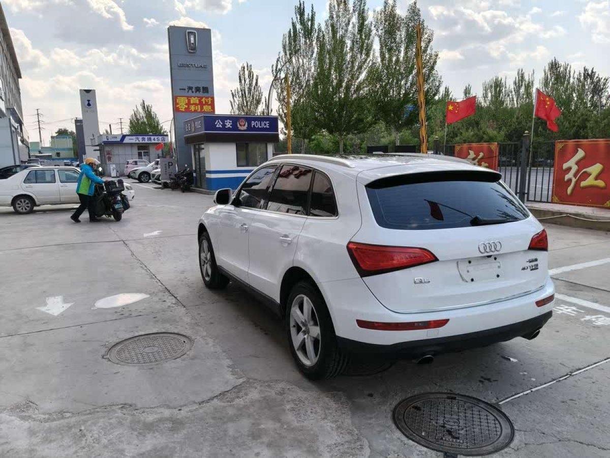 奧迪 奧迪Q5  2016款 40 TFSI 技術(shù)型圖片