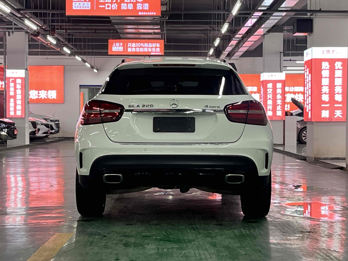 2019年1月奔馳 奔馳GLA  2018款 GLA 220 4MATIC 運動型