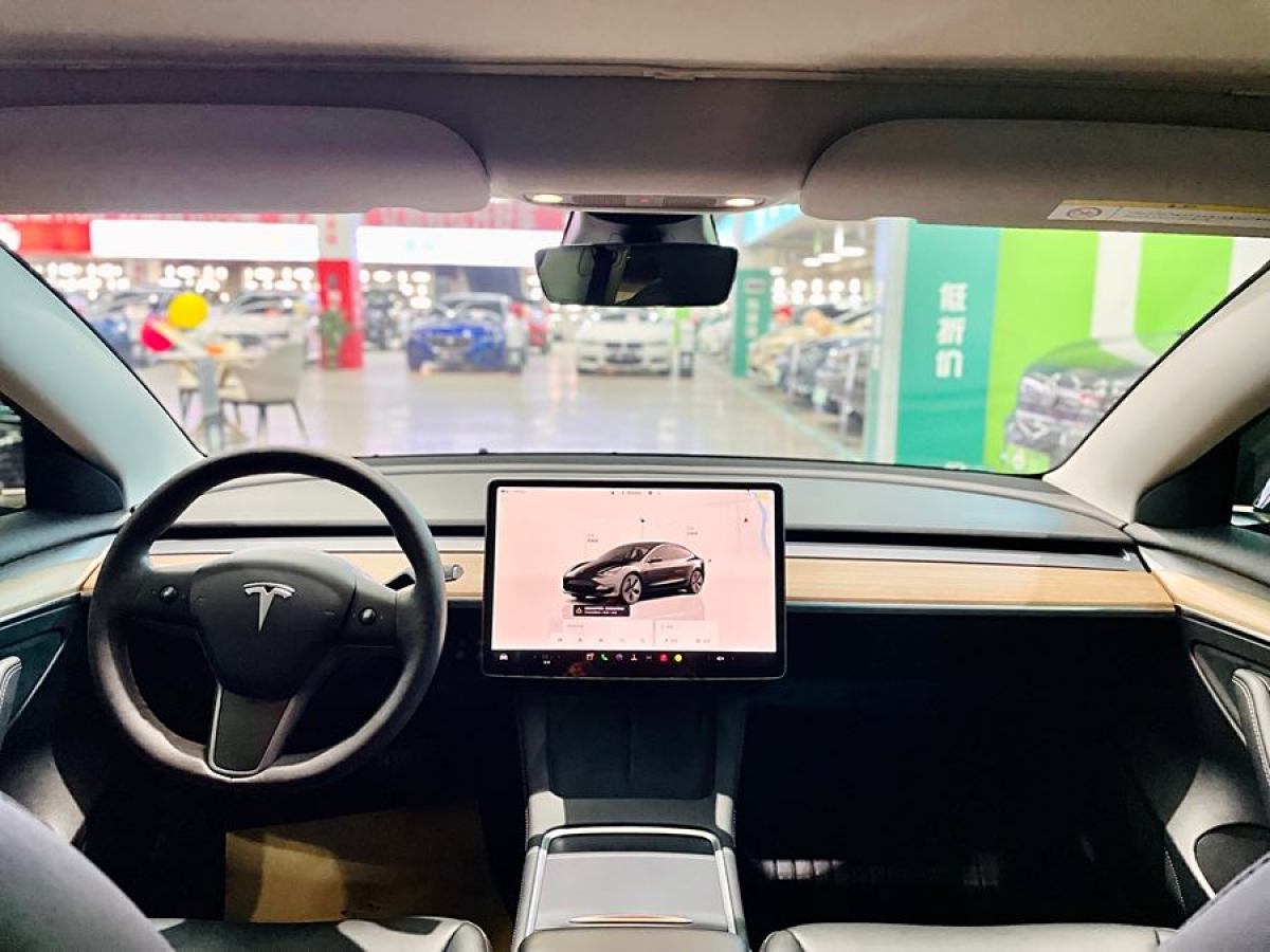 特斯拉 Model Y  2022款 改款 后輪驅(qū)動版圖片