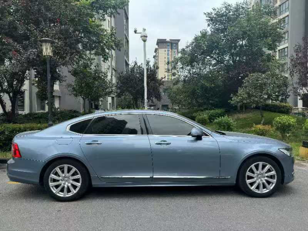 沃爾沃 S90  2020款  T5 智逸豪華版圖片