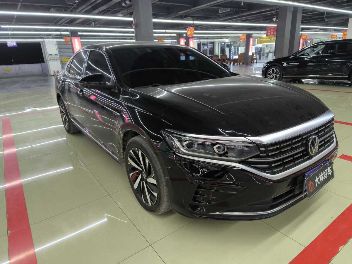 大眾 帕薩特  2022款 330TSI 尊貴版圖片