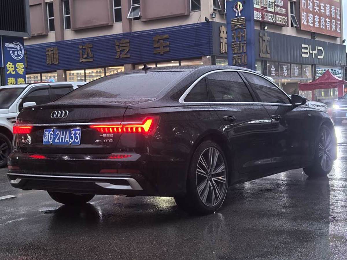 奧迪 奧迪A6L  2024款 45 TFSI quattro 臻選致雅型圖片