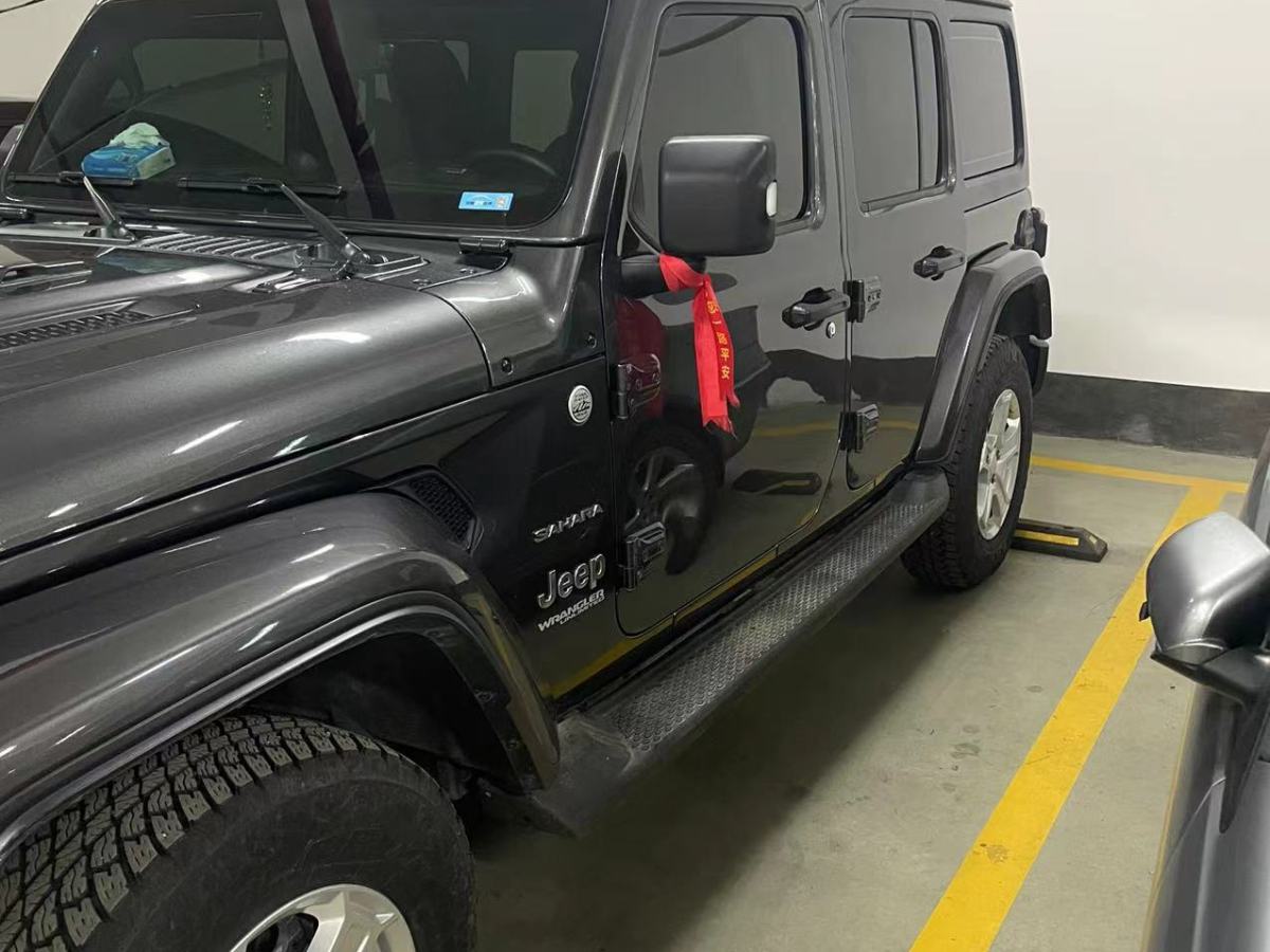 2019年9月Jeep 牧马人  2019款  2.0T Sahara 四门版