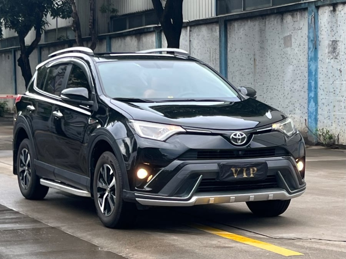 豐田 RAV4榮放  2018款 2.0L CVT兩驅(qū)風(fēng)尚X版圖片