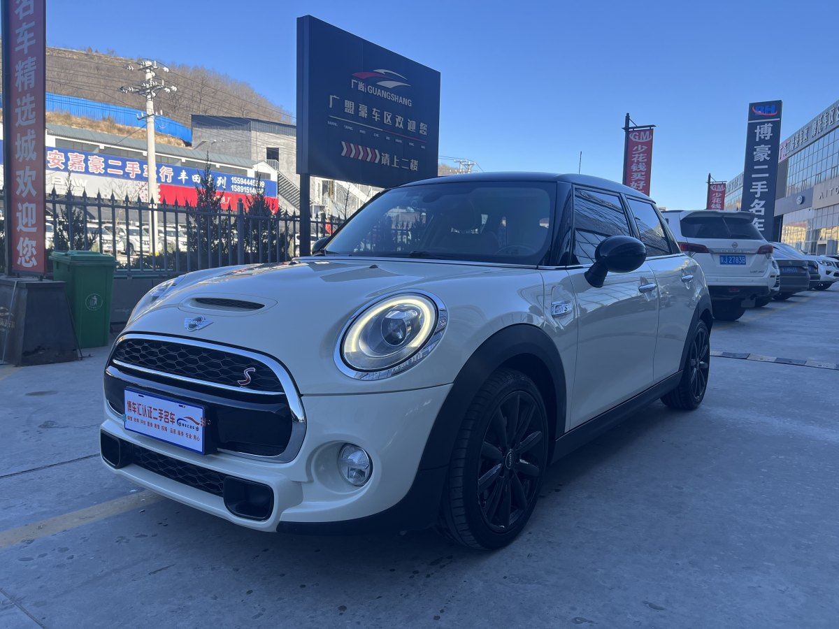 MINI MINI  2016款 2.0T COOPER S 先鋒派 五門版圖片