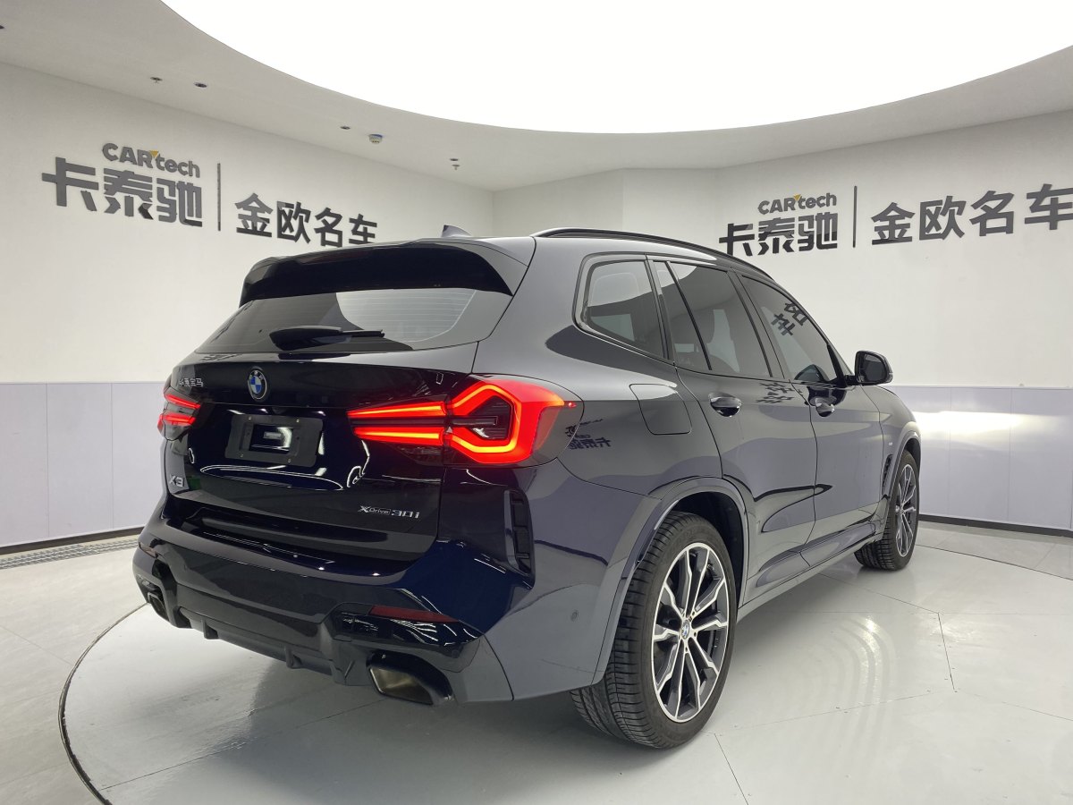 寶馬 寶馬X3  2023款 xDrive30i 領(lǐng)先型 M曜夜套裝圖片