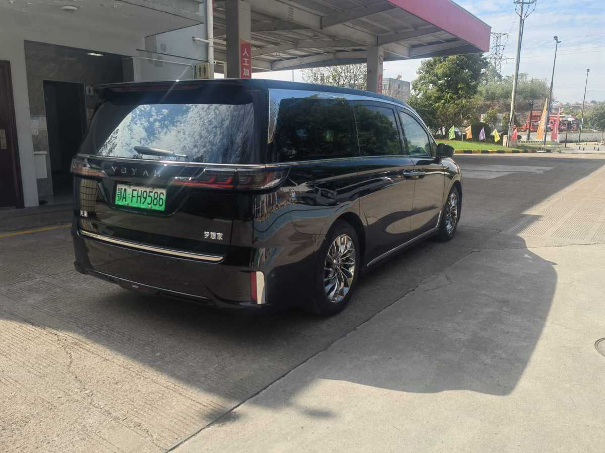 嵐圖 夢想家  2024款 PHEV 超長續(xù)航尊貴版圖片