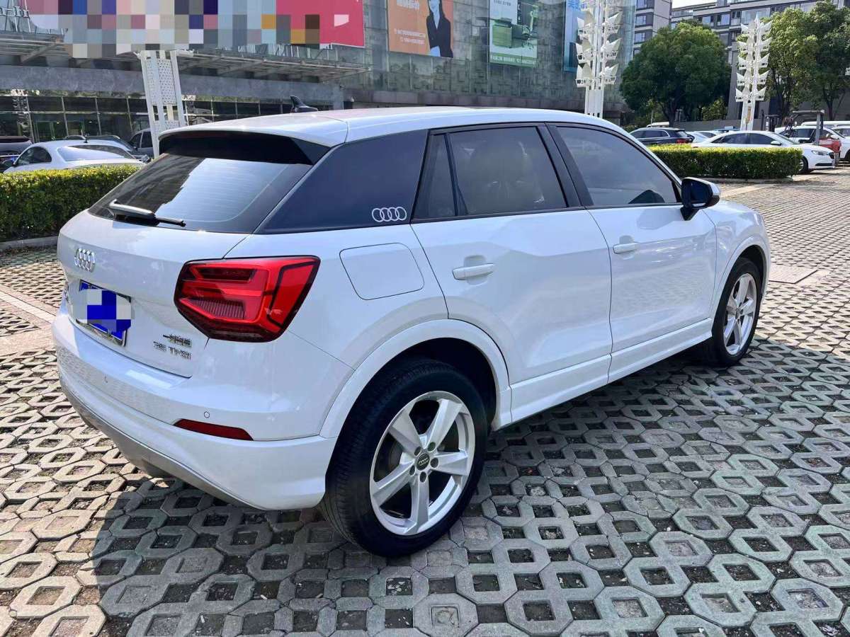 奧迪 奧迪Q2L  2018款 35TFSI 時(shí)尚致雅型圖片