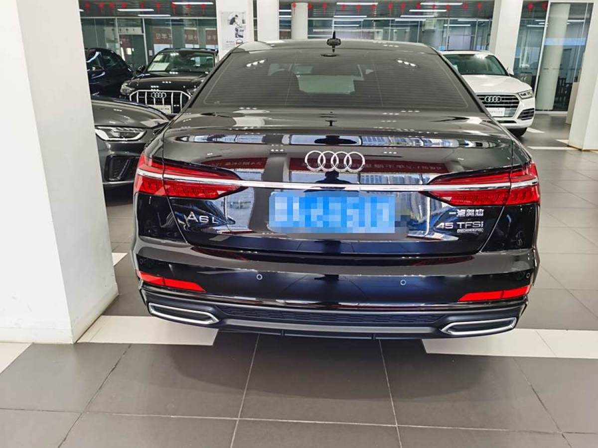 奧迪 奧迪A6L  2022款 45 TFSI quattro 臻選動(dòng)感型圖片