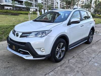 2015年5月 豐田 RAV4榮放 2.0L CVT四驅(qū)新銳版圖片