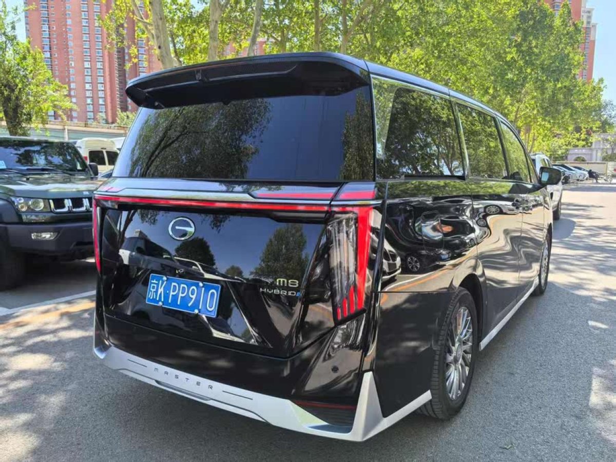 廣汽傳祺 M8  2023款 宗師系列 雙擎 御尊圖片