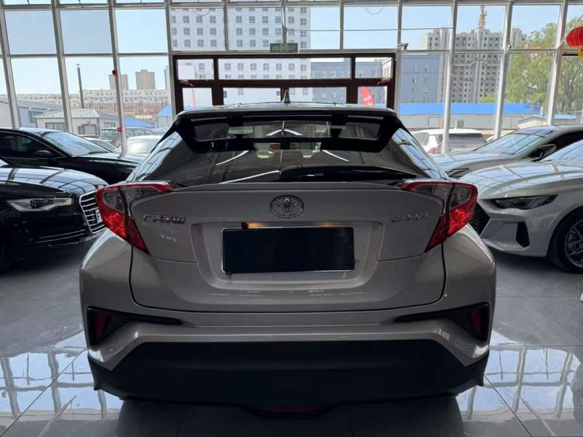 豐田 C-HR  2021款 2.0L 舒適版圖片