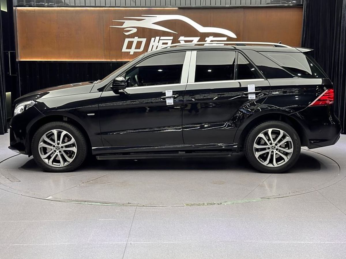 奔馳 奔馳GLE  2018款 GLE 320 4MATIC 動感型臻藏版圖片