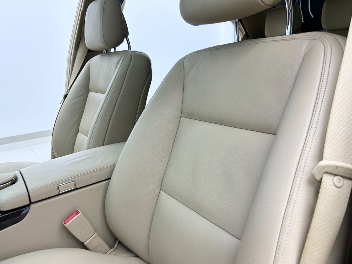 奔馳 奔馳S級(jí)  2012款 S 300 L 商務(wù)簡(jiǎn)配型圖片