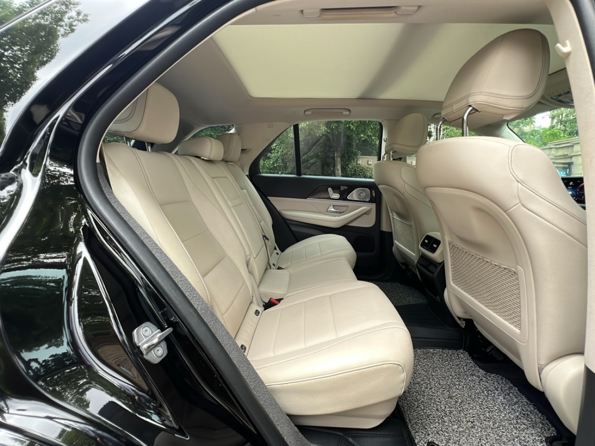 奔馳 奔馳GLE  2020款  GLE 350 4MATIC 時尚型圖片