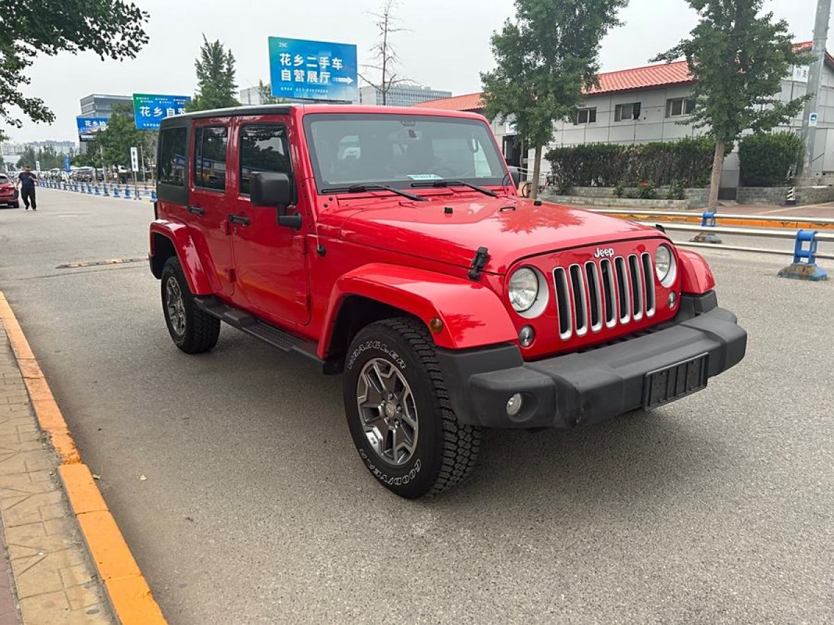 Jeep 牧馬人  2017款 3.0L Sahara 四門舒享版圖片