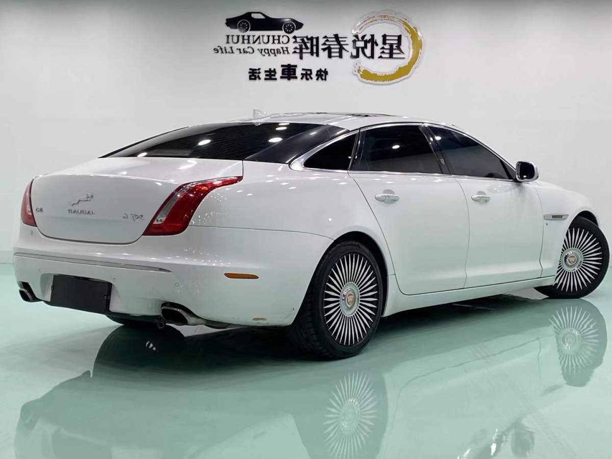 2015年1月捷豹 XJ  2015款 XJL 3.0 SC 兩驅(qū)尊享商務(wù)版