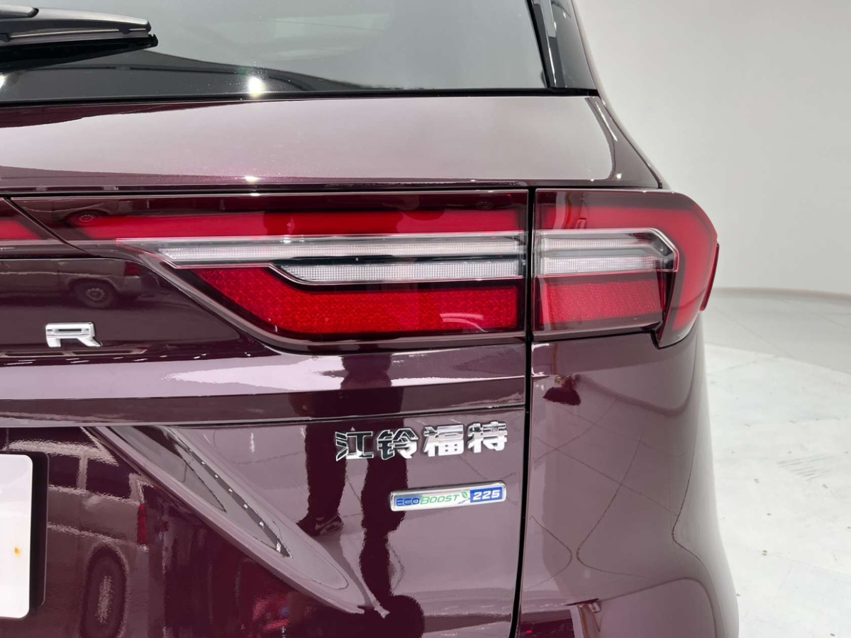 福特 領(lǐng)裕  2021款 EcoBoost 225 尊領(lǐng)型 7座圖片