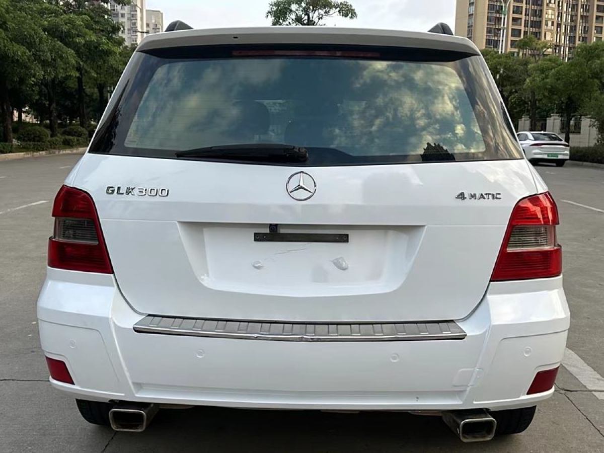 奔馳 奔馳GLK級  2011款 GLK 300 4MATIC 動感型圖片