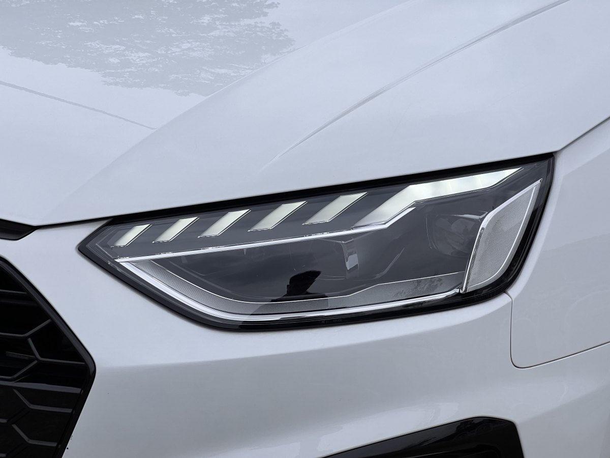 奧迪 奧迪A4L  2023款 40 TFSI 豪華動感型圖片