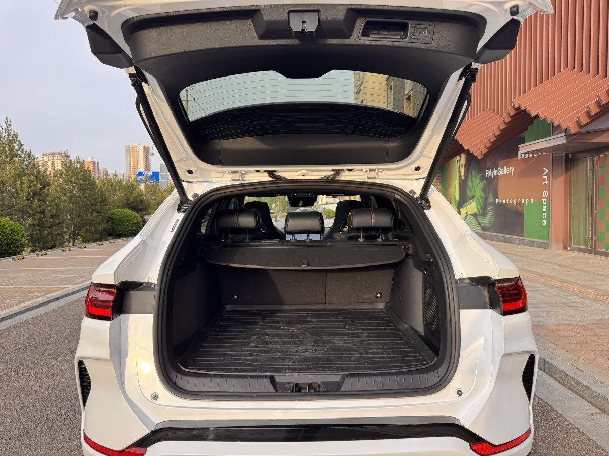 比亞迪 宋PLUS新能源  2024款 榮耀版 EV 605km 旗艦PLUS圖片