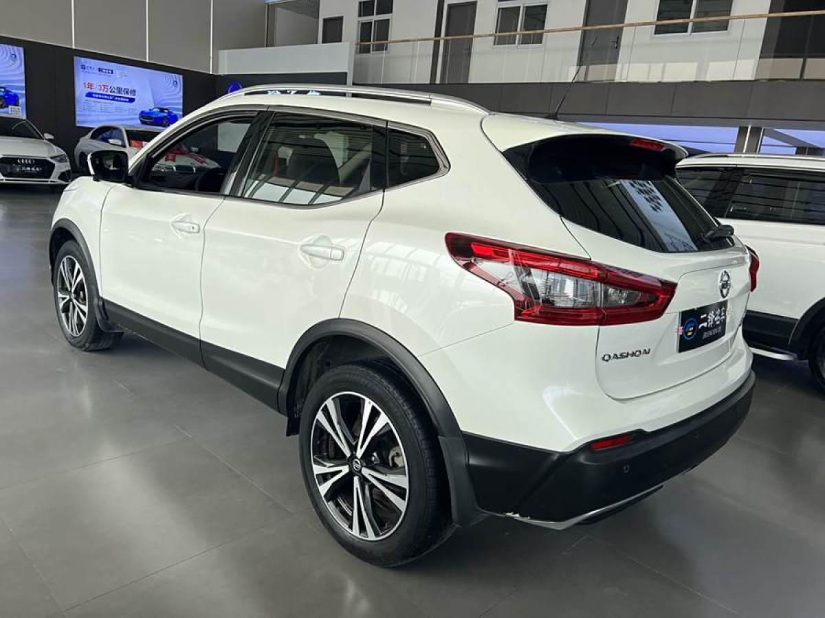 日產(chǎn) 逍客  2019款  2.0L CVT豪華版圖片