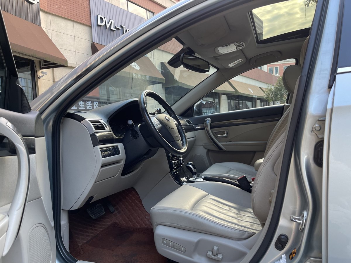 奔腾 B70  2012款 1.8L 自动豪华型图片