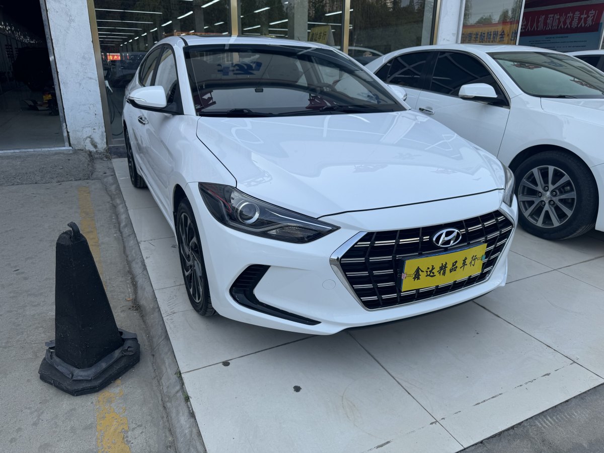 現(xiàn)代 領(lǐng)動  2019款 1.5L CVT智炫?精英型圖片