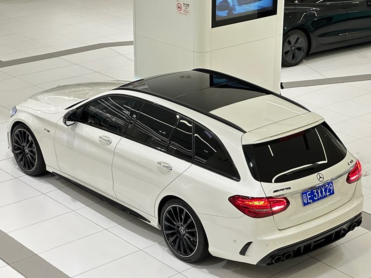 奔馳 奔馳C級(jí)AMG  2019款 AMG C 43 4MATIC 旅行轎車(chē) 特別版圖片