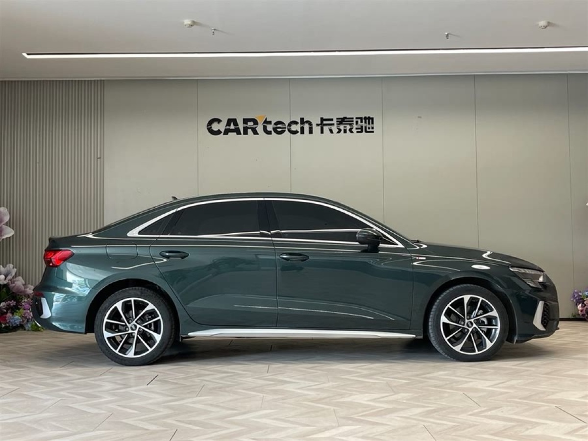 奧迪 奧迪A3  2022款 A3L Limousine 35 TFSI 進(jìn)取運動型圖片