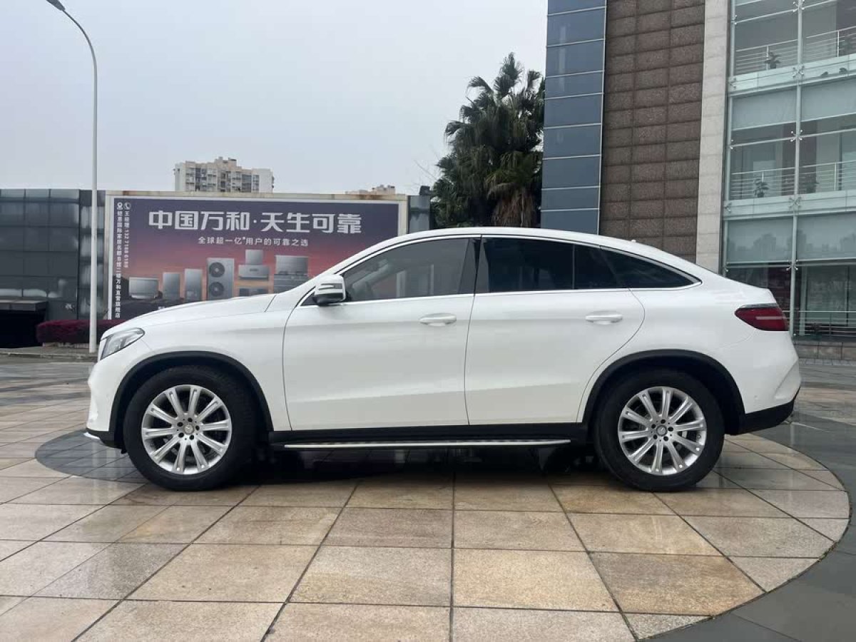 2017年1月奔馳 奔馳GLE轎跑  2017款 GLE 320 4MATIC 轎跑SUV