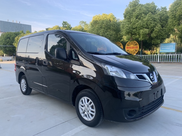 日产 NV200  2014款 1.6L CVT尊雅型 国IV