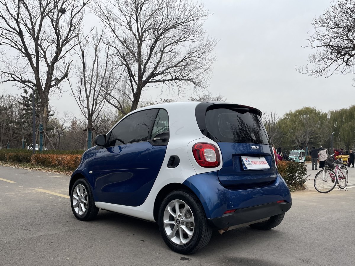 smart fortwo  2015款 1.0L 52千瓦硬頂靈動版圖片