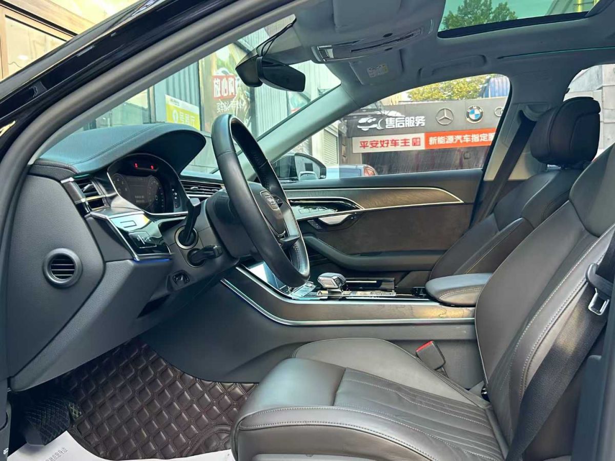 奧迪 奧迪S8  2020款 S8L 4.0TFSI quattro圖片