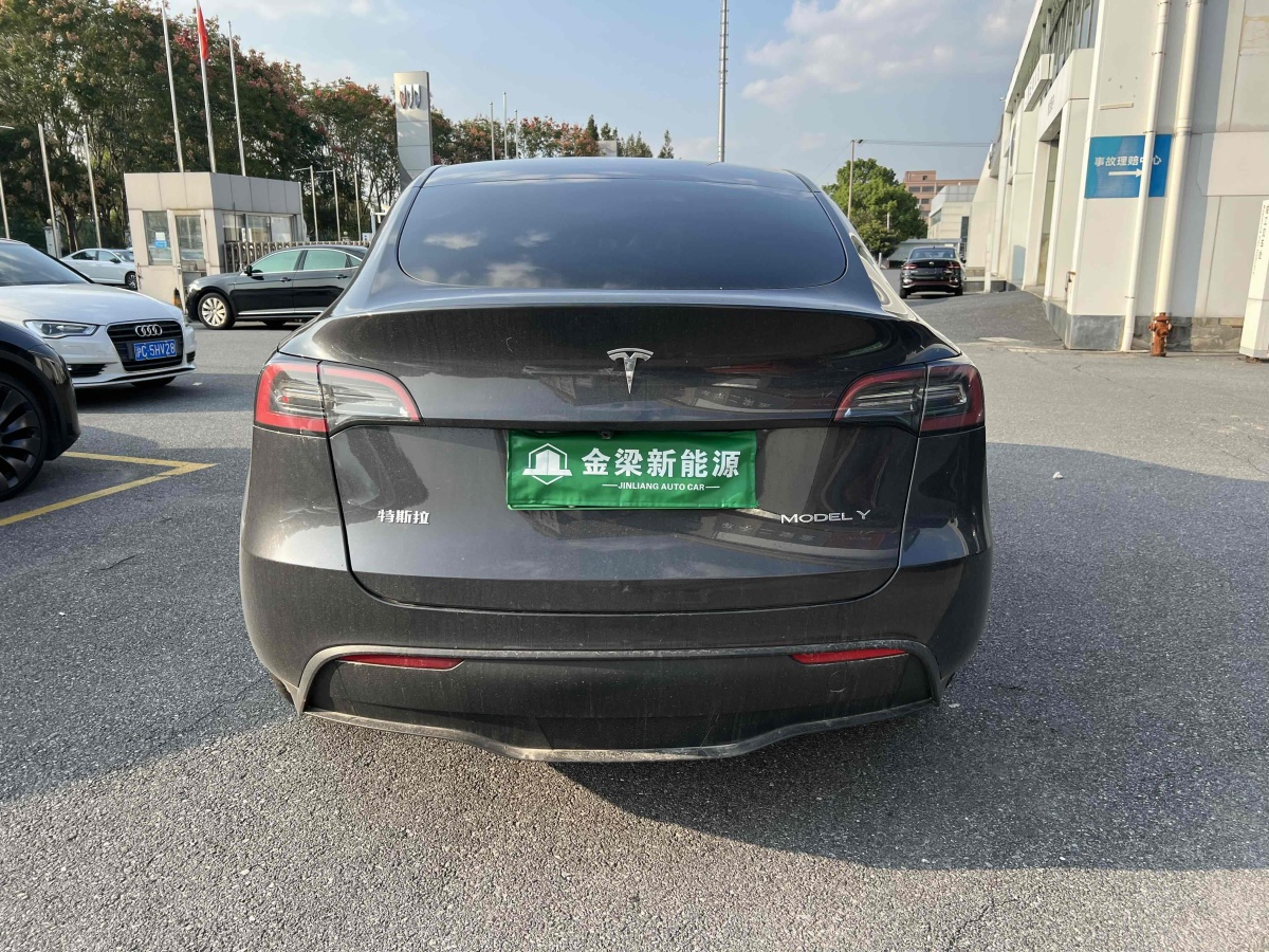 特斯拉 Model Y  2023款 長(zhǎng)續(xù)航煥新版 雙電機(jī)全輪驅(qū)動(dòng)圖片