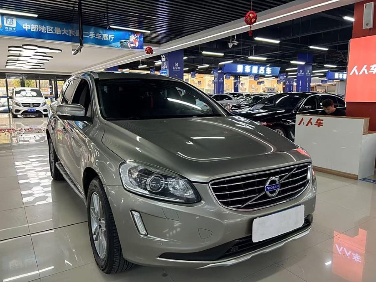 沃爾沃 XC60  2016款 T5 智進(jìn)版圖片