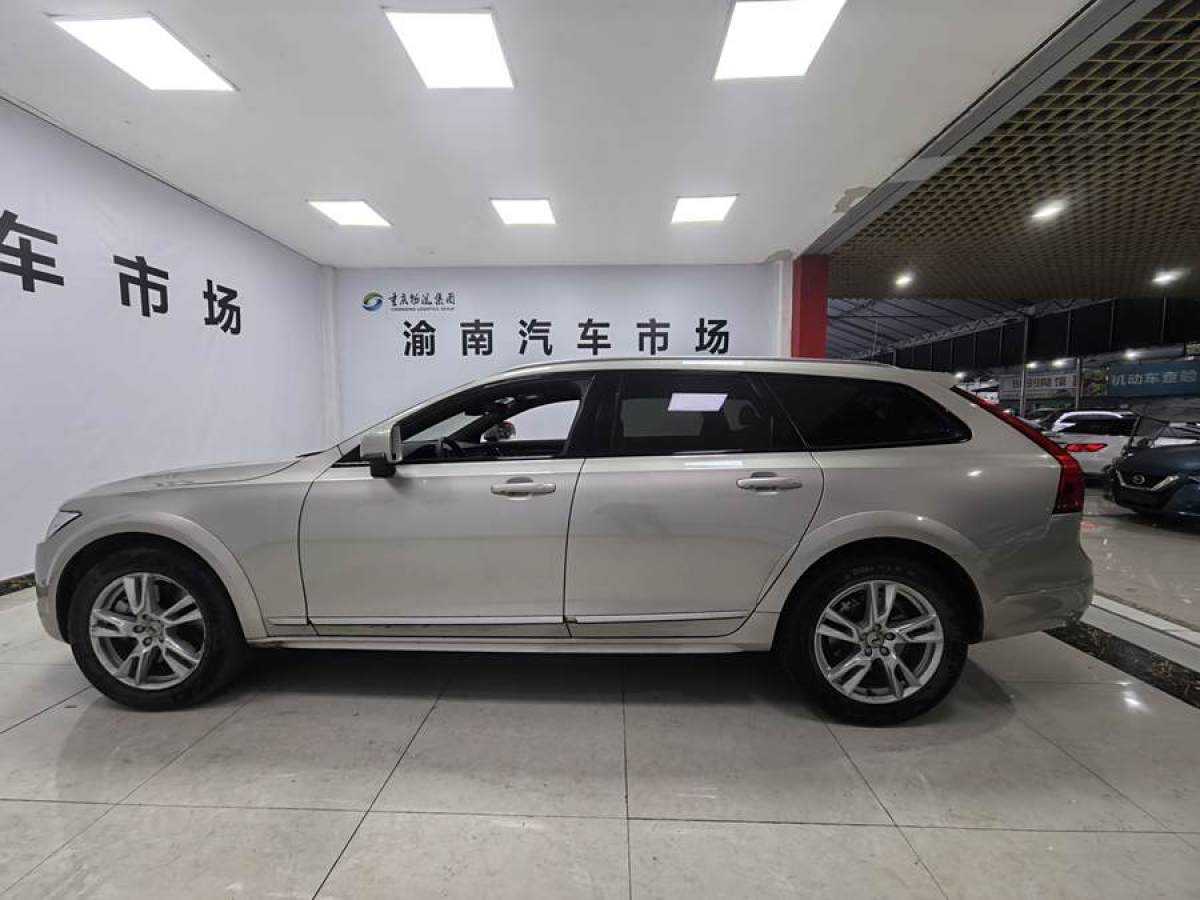 沃爾沃 V90  2017款 Cross Country T5 AWD 智遠(yuǎn)版圖片