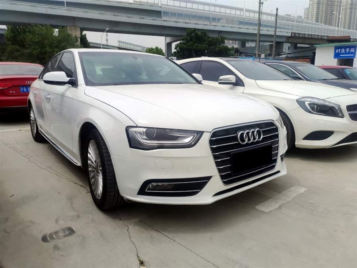 奧迪 奧迪A4L  2016款 35 TFSI 典藏版 自動標準型圖片